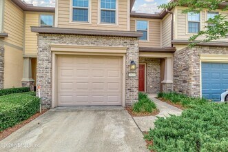 Building Photo - 7021 Buroak Ct