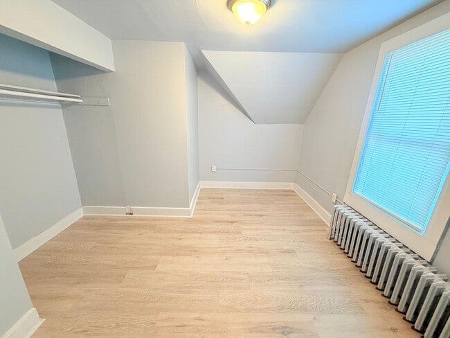 Building Photo - 39 Farren Ave