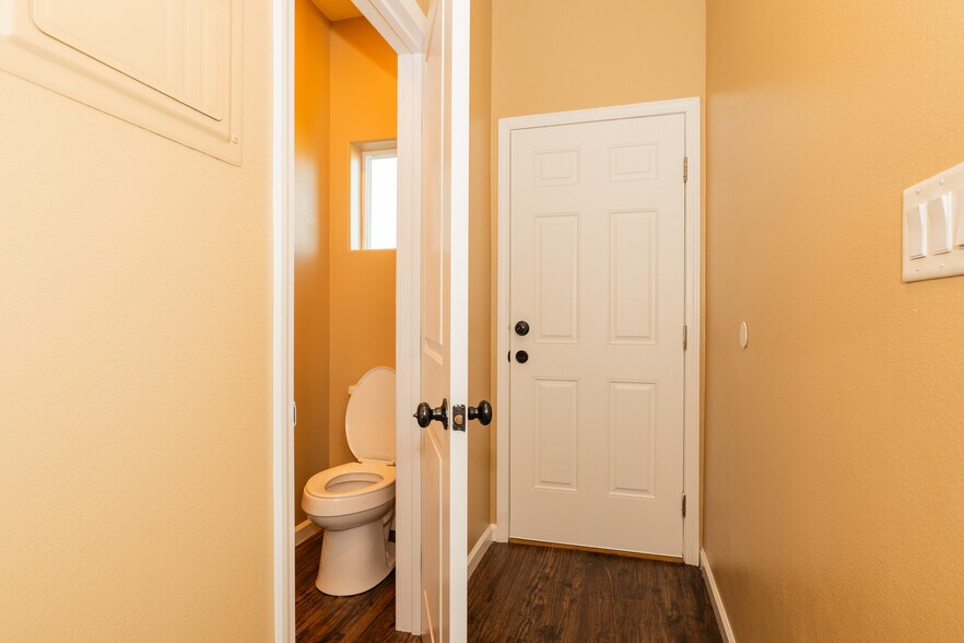 Powder room - 938 S Bernal Ave