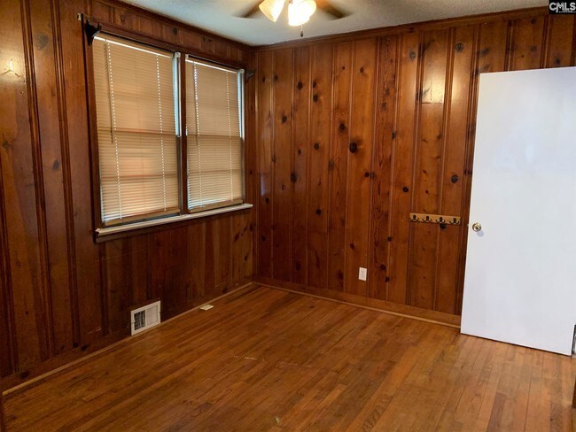 Building Photo - 1429 Colin Kelly Dr