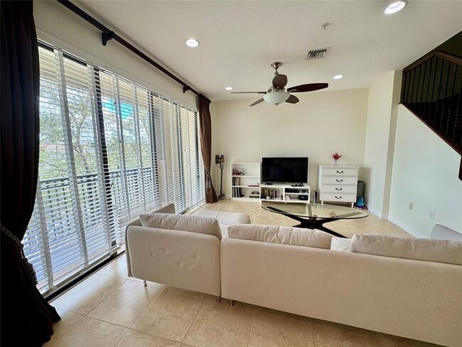 Building Photo - 3055 NW 126th Ave