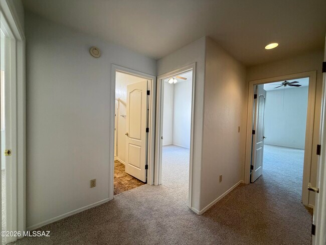 Building Photo - 8852 E Desert Verbena Pl