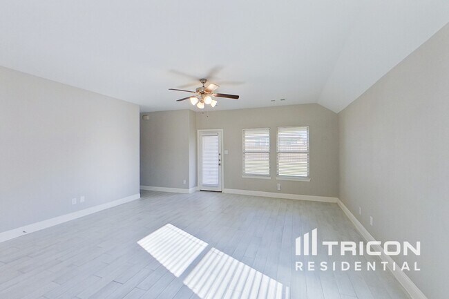 Building Photo - 4240 Calla Dr