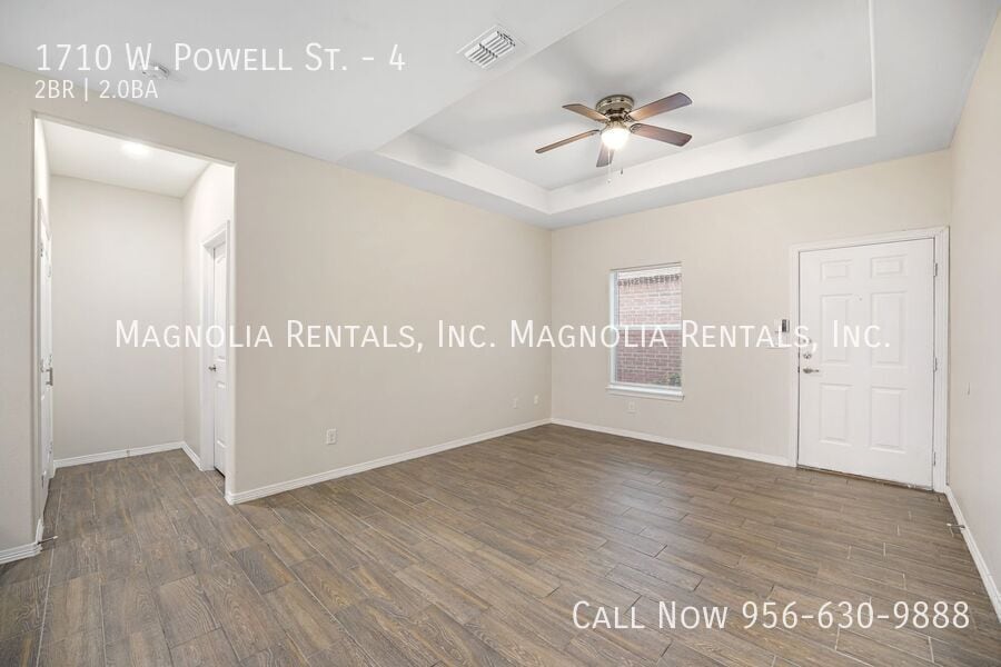 Building Photo - 1710 W Powell St