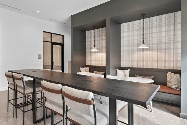 Building Photo - 11830 Buckfield Cir