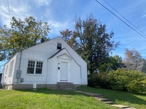 Building Photo - 607 W Freeman St