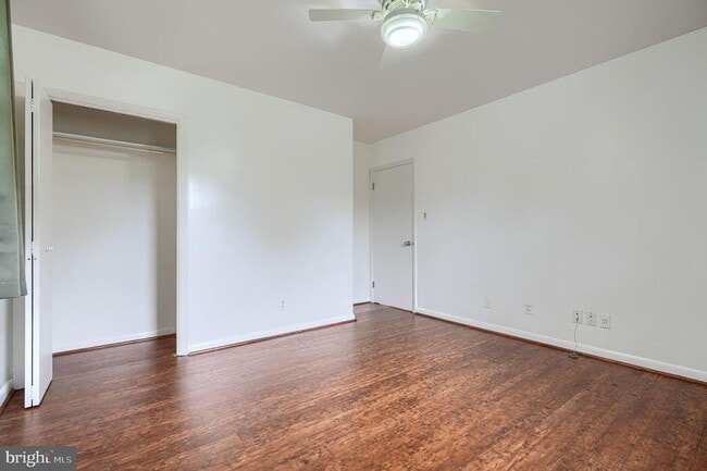 Building Photo - 112 Springside Dr