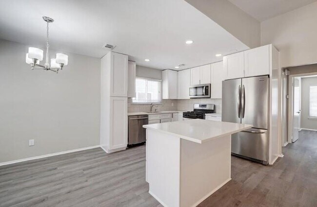 Building Photo - 11428 Bristle Oak Trail
