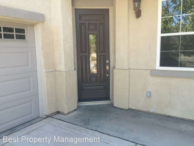 Building Photo - 5 br, 4 bath House - 337 Foothill Drive