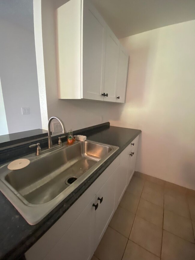 Building Photo - Nice 2 bed/1.5 bath in Kihei Villages