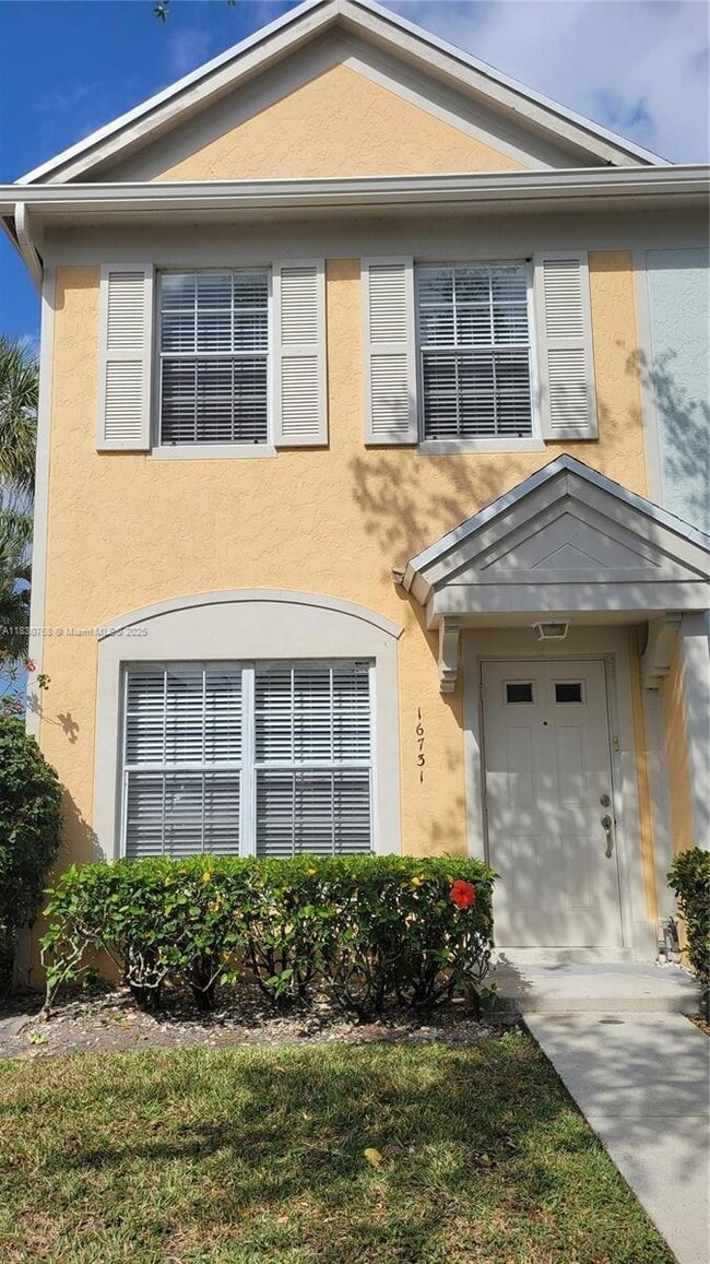 Primary Photo - 16731 Hemingway Dr