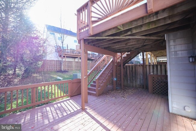 Building Photo - 47699 Whirlpool Square