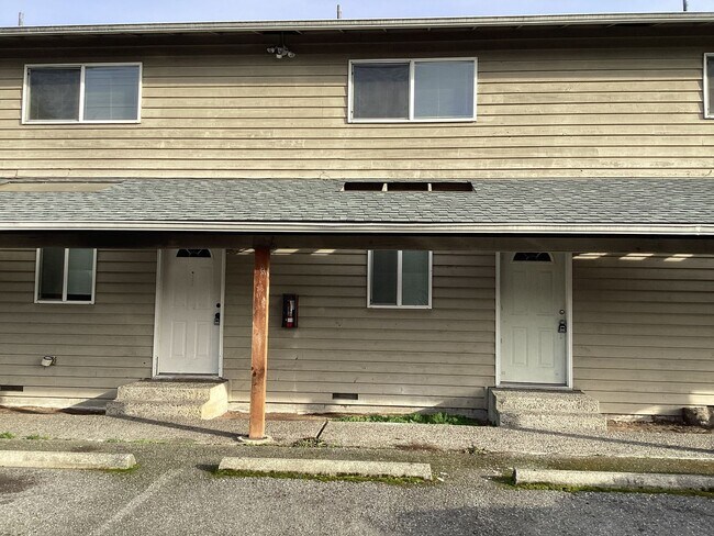 Building Photo - 12429 1st Ave W