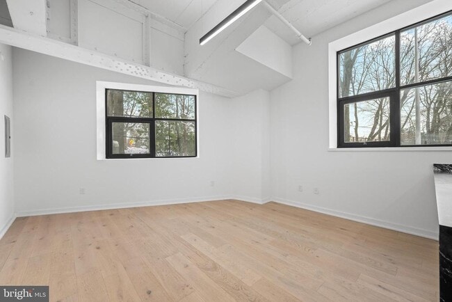 Building Photo - 36 N Narberth Ave