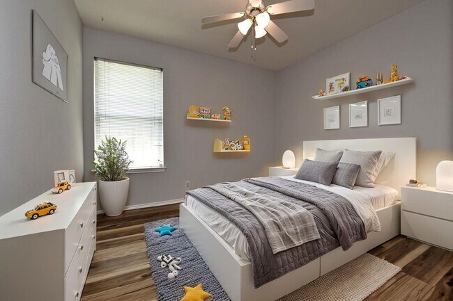 Building Photo - GREAT SINGLE STORY HOME | GATED COMMUNITY | NO CARPETS | CLOSE TO BANDERA & TEZEL RD | SHOPPING &...