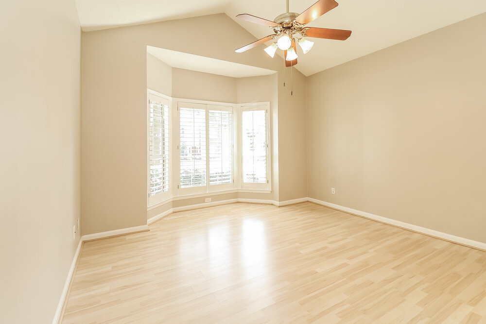 Building Photo - 6020 Skyline Dr