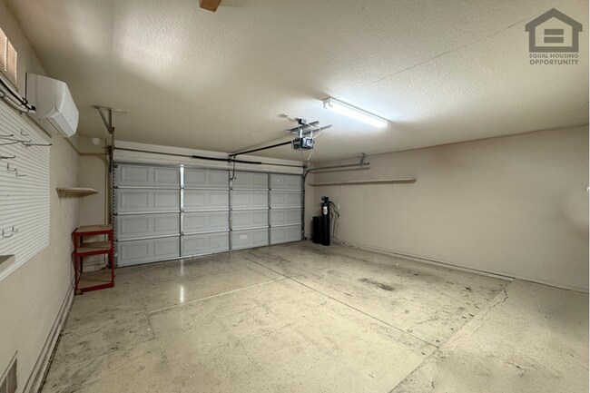 Building Photo - 3Bed/2Bath House w/Bonus Room at 67th Ave/AZ Loop-101! Ready for Immediate Move-In!