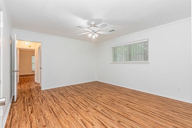 Building Photo - 9133 Villa Park Cir
