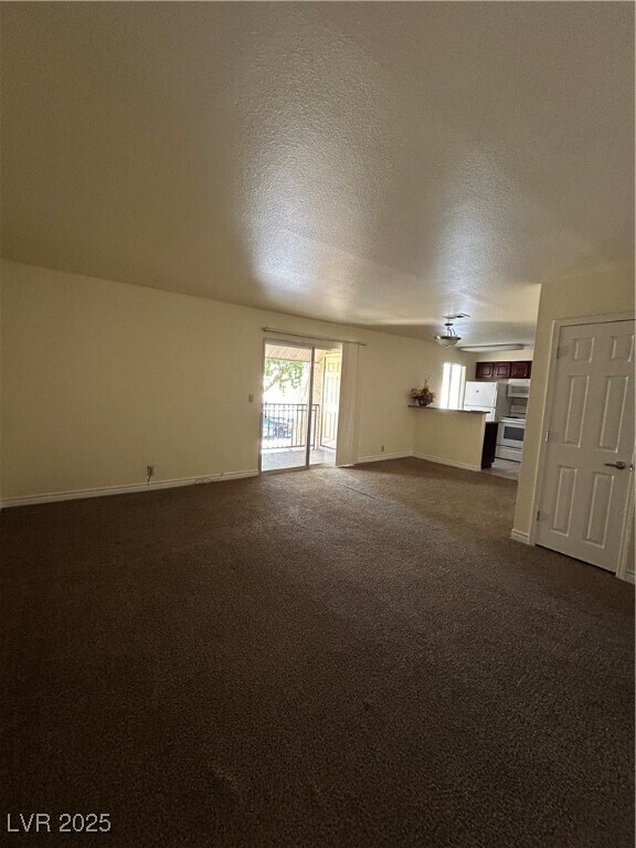 Building Photo - 5278 River Glen Dr