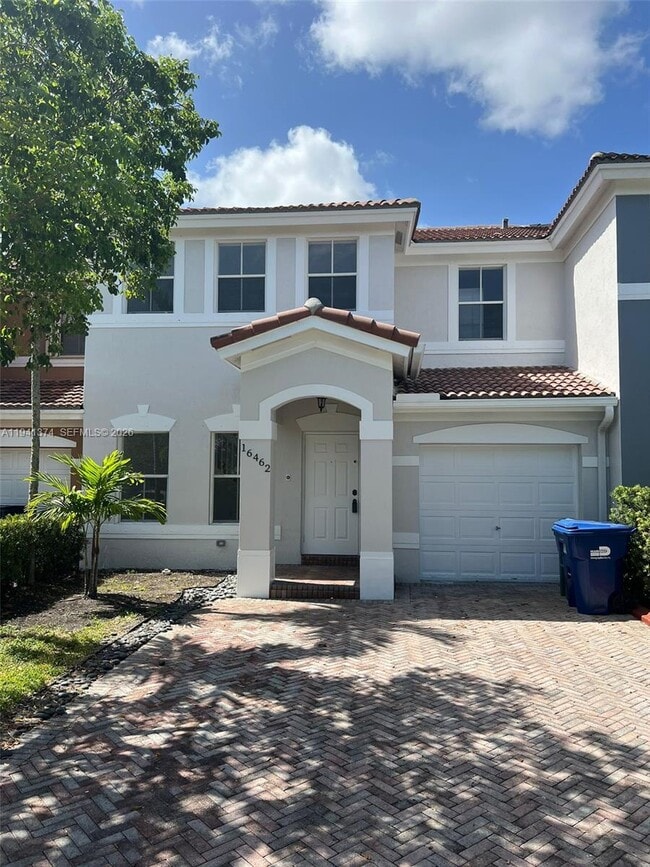 Building Photo - 16462 SW 48th Terrace