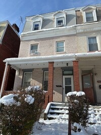 Building Photo - 3423 Ward St