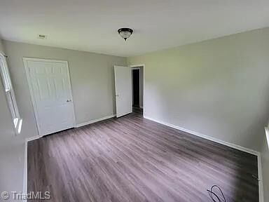 Building Photo - 1615 E 10th St