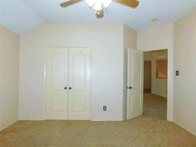 Building Photo - 2724 Hereford Rd