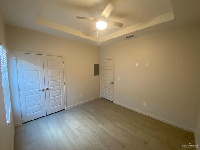 Building Photo - 3417 Duke Ave
