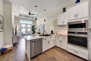 Building Photo - The Lofts at Pine Market
