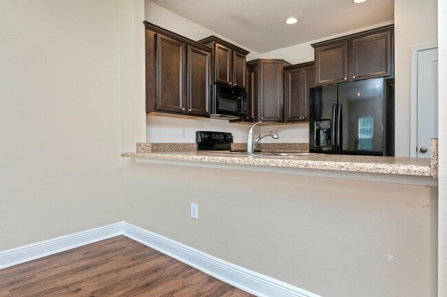 Building Photo - 175 Iron Horse Dr E