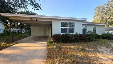 Building Photo - Charming 3 Bedroom Home in the Heart of Leesburg!