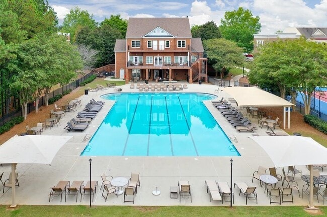 Building Photo - 363 Hiawassee Dr