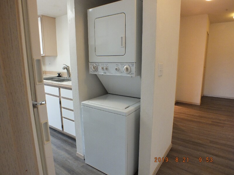 Building Photo - 12549 28th Ave NE