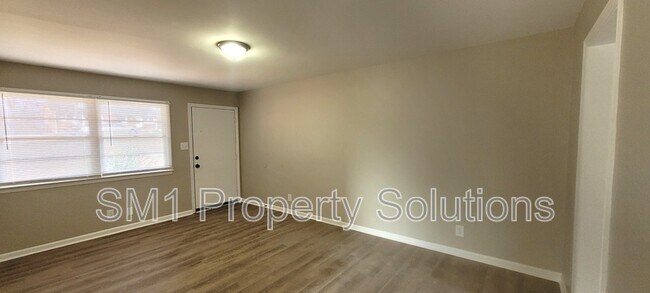 Building Photo - 1417 Ardmore Dr