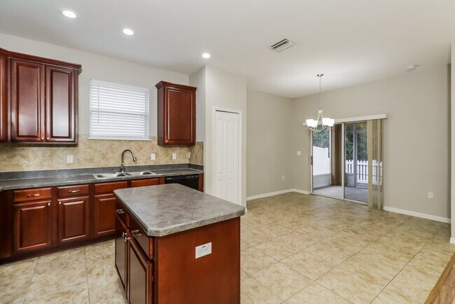 Building Photo - 11832 Colony Lakes Blvd