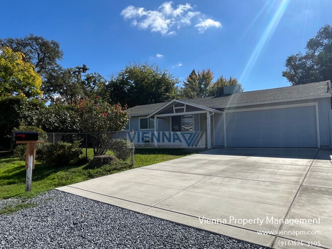 Building Photo - 8570 Biruta Ave