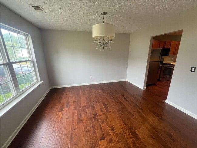 Building Photo - 1785 Campbell Ives Dr SE