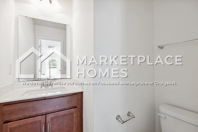 Building Photo - 4749 Bryn Athyn Court