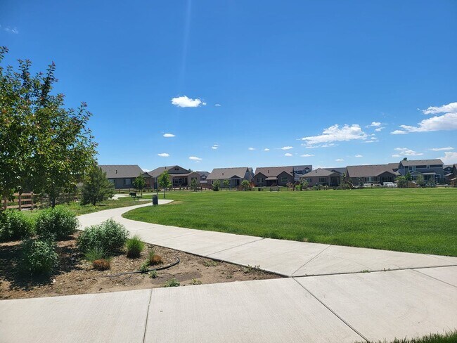 Building Photo - 6613 Folsom Hts