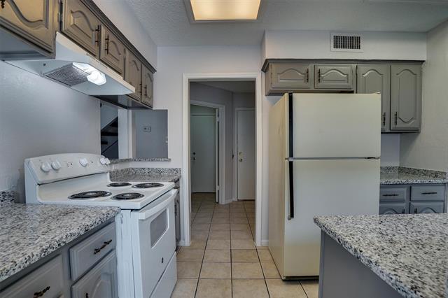 Building Photo - 760 Via Miramonte
