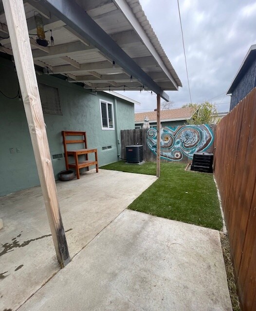 Building Photo - 1245 11th St