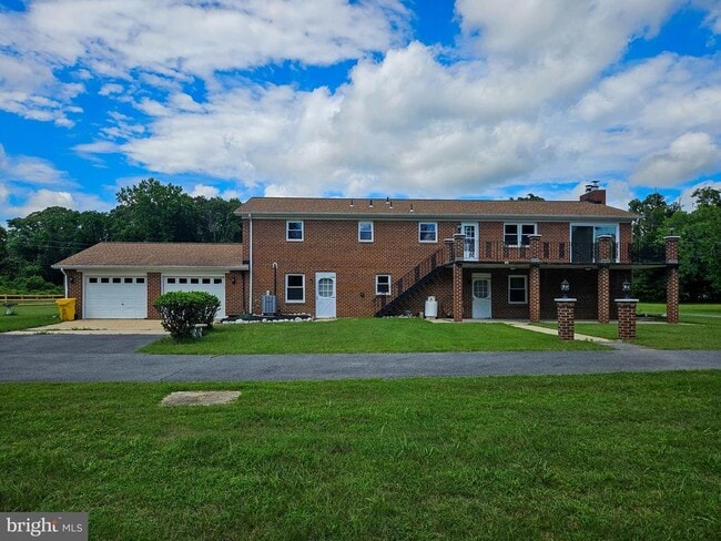 Building Photo - 5084 Sands Rd