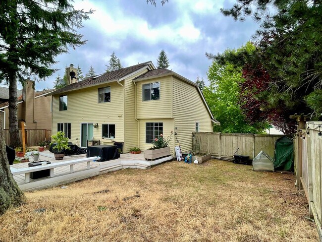 Building Photo - 3525 243rd Ave SE
