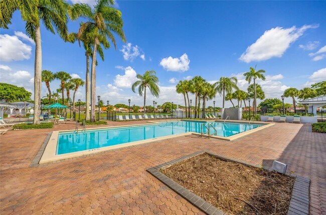 Building Photo - 6637 NW 181st Ln