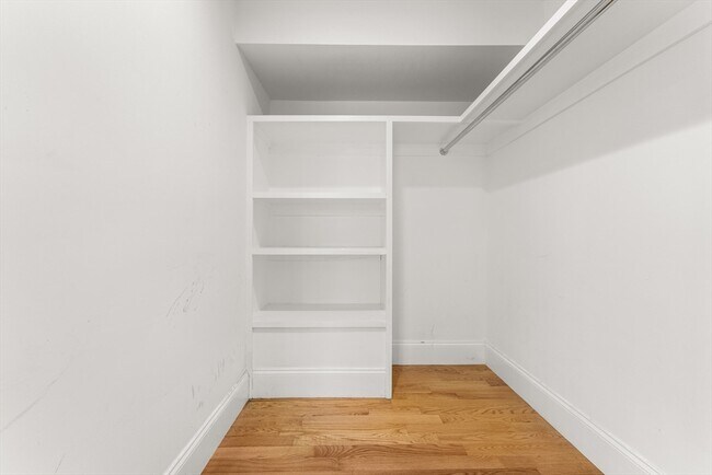 Building Photo - 152-154 Savin Hill Ave