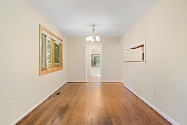 Building Photo - 2527 Swift Run St