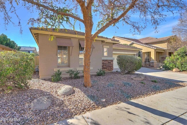 Building Photo - 1157 W Mesquite St