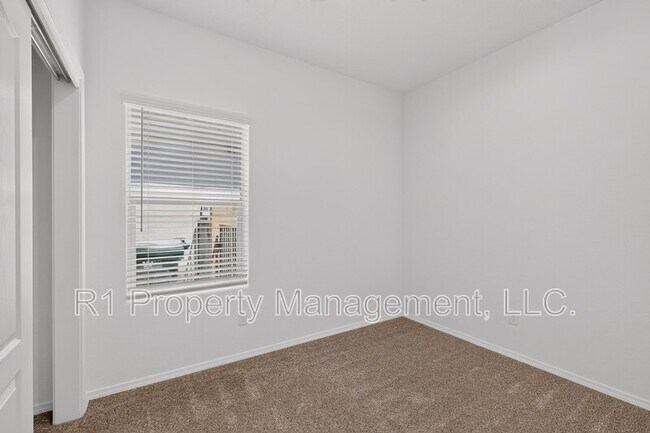 Building Photo - 280 Prism Ave SW