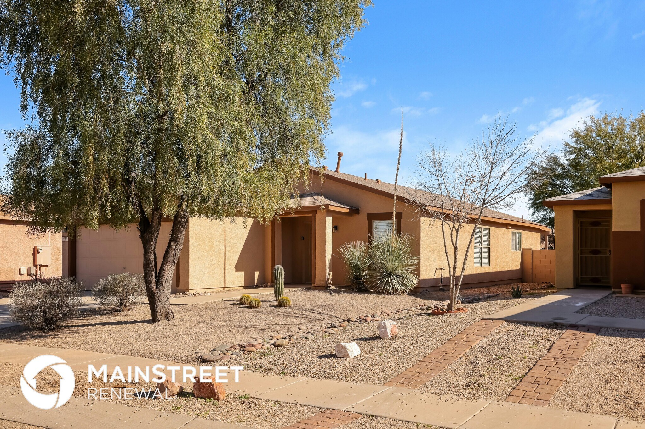 Building Photo - 1725 W Rita Marie Dr