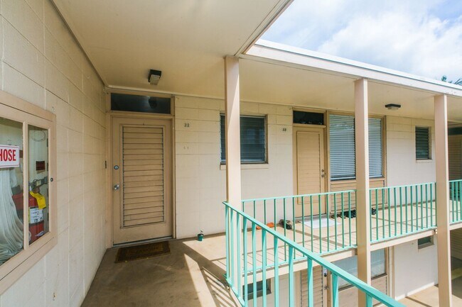 Building Photo - Bishop Manor Unit 22